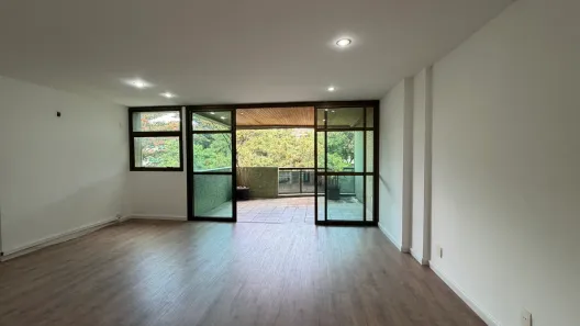 Apartamento com 3 Quartos para venda ou aluguel, 130m² no Barra da Tijuca, Rio de Janeiro