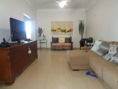 Casa de Condomínio com 4 Quartos para alugar, 700m² no Morada do Sol, Uberlândia