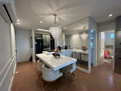 Apartamento com 2 Quartos à venda, 75m² no Centro, Florianópolis
