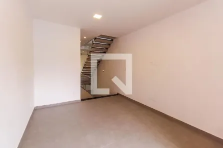 Casa com 3 Quartos à venda, 160m² no Vila Bertioga, São Paulo