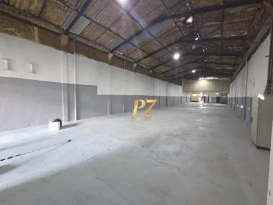 Galpão/Depósito/Armazém à venda, 734m² no Vila Valparaíso, Santo André
