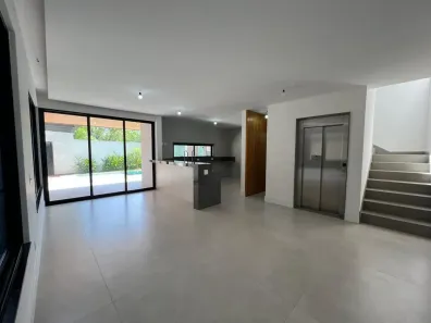 Sobrado com 5 Quartos à venda, 268m² no Recreio dos Bandeirantes, Rio de Janeiro