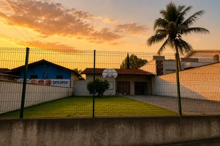Casa com 3 Quartos à venda, 125m² no Anita Garibaldi, Joinville