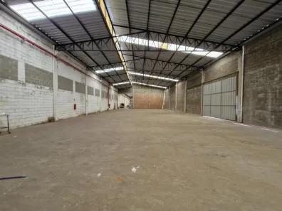 Galpão/Depósito/Armazém para alugar, 750m² no Jardim Werner Plaas, Americana