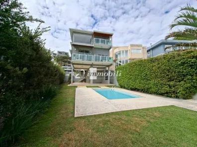 Casa de Condomínio com 4 Quartos à venda, 400m² no Pousada dos Bandeirantes, Carapicuíba