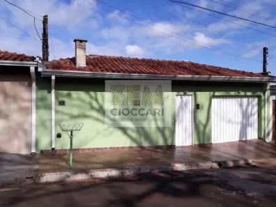 Casa com 3 Quartos à venda, 123m² no Centro, São Simão