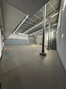 Galpão/Depósito/Armazém com 5 Quartos para alugar, 875m² no Jardim Alvorada, Belo Horizonte