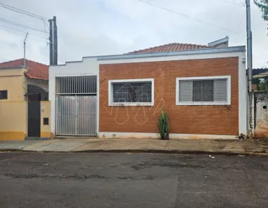 Casa com 4 Quartos à venda, 135m² no Jardim Ártico, Araraquara