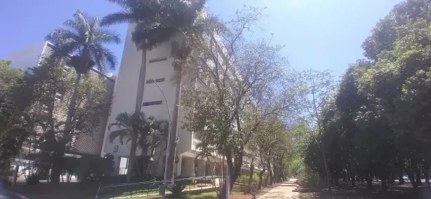 Apartamento com 3 Quartos para alugar, 114m² no Asa Sul, Brasília