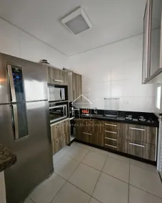 Apartamento com 3 Quartos para alugar, 70m² no Vila Marumby, Maringá