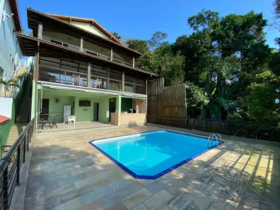 Casa de Condomínio com 4 Quartos à venda, 346m² no Sapê, Niterói