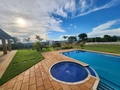 Casa de Condomínio com 4 Quartos à venda, 285m² no Ninho Verde 2, Pardinho