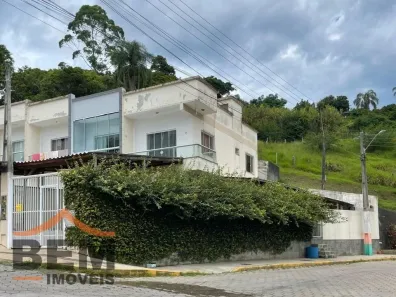 Casa com 2 Quartos à venda, 95m² no Areias, Camboriú