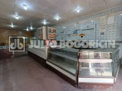 Ponto Comercial à venda, 350m² no Cascadura, Rio de Janeiro