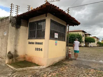 Apartamento com 2 Quartos para alugar, 48m² no Porenquanto, Teresina