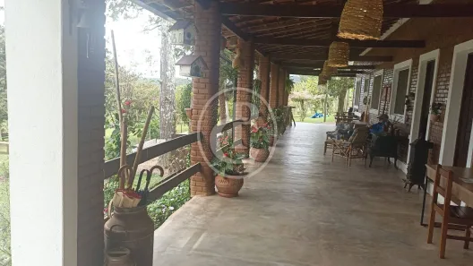 Fazenda/Sítio com 2 Quartos à venda, 250m² no Área Rural de Paraibuna, Paraibuna