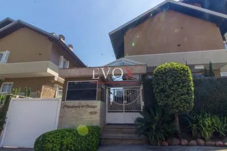 Casa com 2 Quartos à venda, 337m² no Vila Jardim, Porto Alegre