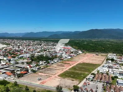 Lote/Terreno à venda, 325m² no Praia do Sonho, Palhoça