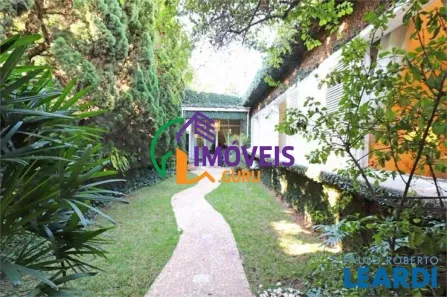Casa com 4 Quartos à venda, 360m² no Vila Madalena, São Paulo
