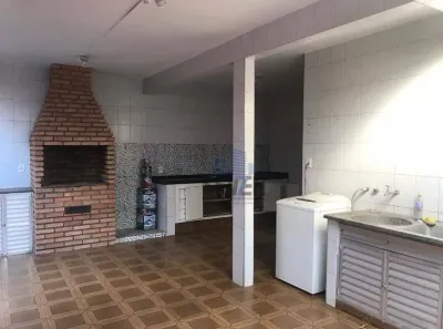 Casa com 3 Quartos à venda, 242m² no Jardim Brasil, Bauru