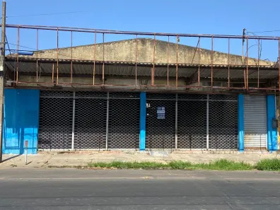 Prédio Residencial com 3 Quartos para alugar, 250m² no Piçarra, Teresina