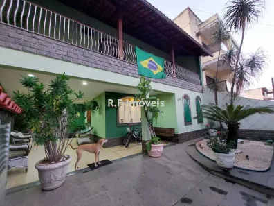 Casa de Condomínio com 3 Quartos à venda, 322m² no Vila Valqueire, Rio de Janeiro