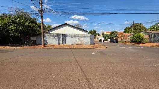 Casa com 3 Quartos à venda, 432m² no Vila Marli, Campo Grande