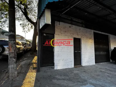 Casa com 3 Quartos para alugar, 110m² no Vila Flórida, Guarulhos
