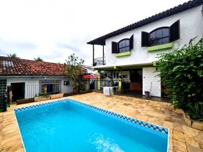 Casa com 3 Quartos à venda, 360m² no Taquara, Rio de Janeiro