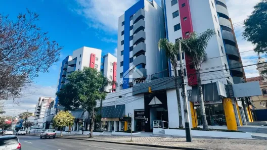 Apartamento com 3 Quartos para alugar, 81m² no Centro, Curitiba