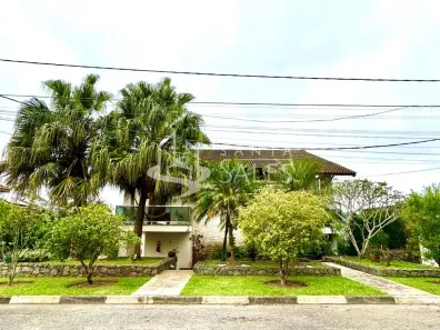 Casa de Condomínio com 3 Quartos à venda, 235m² no Jardim Indaiá, Embu das Artes