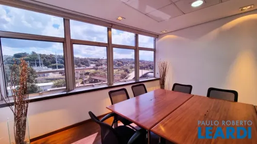 Sala Comercial à venda, 559m² no Jardim Europa, São Paulo