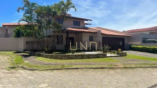 Casa de Condomínio com 4 Quartos à venda, 572m² no Córrego Grande, Florianópolis