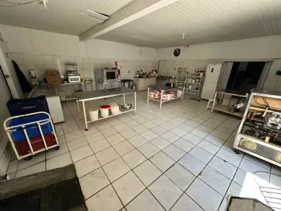 Ponto Comercial para alugar, 349m² no Condor, Belém