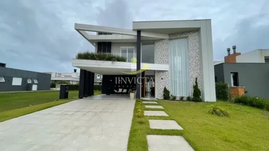 Casa de Condomínio com 4 Quartos para alugar, 150m² no Zona Nova, Capão da Canoa