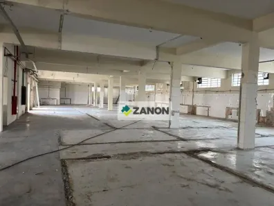 Prédio Comercial à venda, 2700m² no Santo Antônio, São Caetano do Sul