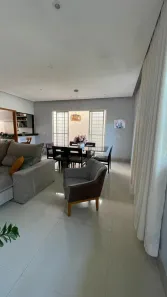 Casa com 4 Quartos à venda, 230m² no Residencial Talismã I, Goiânia