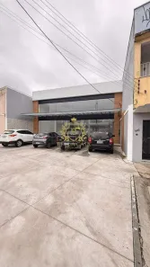 Ponto Comercial para alugar, 400m² no Centro, Araruama