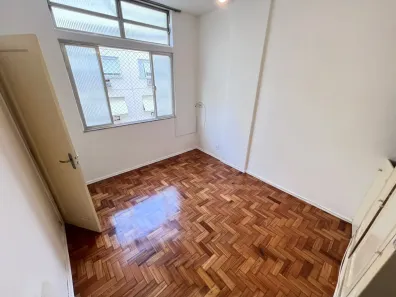 Kitnet com 1 Quarto para alugar, 25m² no Copacabana, Rio de Janeiro