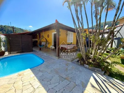 Casa com 2 Quartos à venda, 110m² no Corrêas, Petrópolis