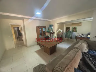 Casa de Condomínio com 4 Quartos à venda, 238m² no Jardim Estoril, Bauru