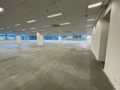 Sala Comercial para alugar, 715m² no Lapa de Baixo, São Paulo