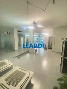 Ponto Comercial para alugar, 650m² no Jardim da Glória, Taboão da Serra