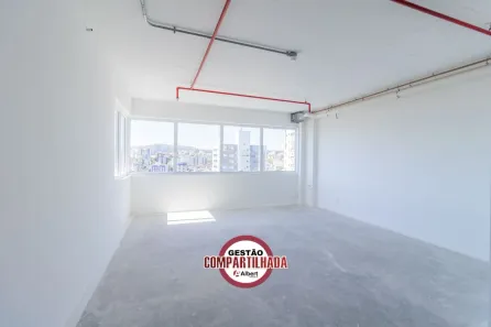 Sala Comercial à venda, 39m² no Santana, Porto Alegre