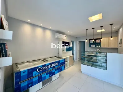 Casa com 6 Quartos à venda, 303m² no Candelária, Natal