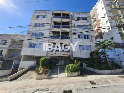 Apartamento com 3 Quartos para alugar, 90m² no Capoeiras, Florianópolis