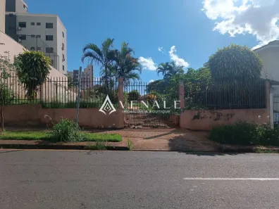 Lote/Terreno à venda, 526m² no Zona 07, Maringá