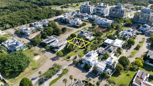 Lote/Terreno à venda, 701m² no Jurerê Internacional, Florianópolis