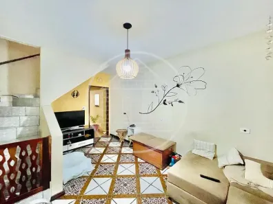 Sobrado com 4 Quartos à venda, 200m² no Jardim Guanhembu, São Paulo
