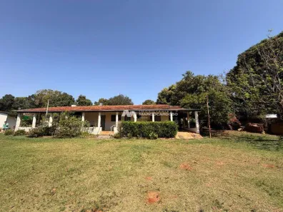 Fazenda/Sítio com 3 Quartos à venda, 200m² no Estância Jóckei Club, São José do Rio Preto